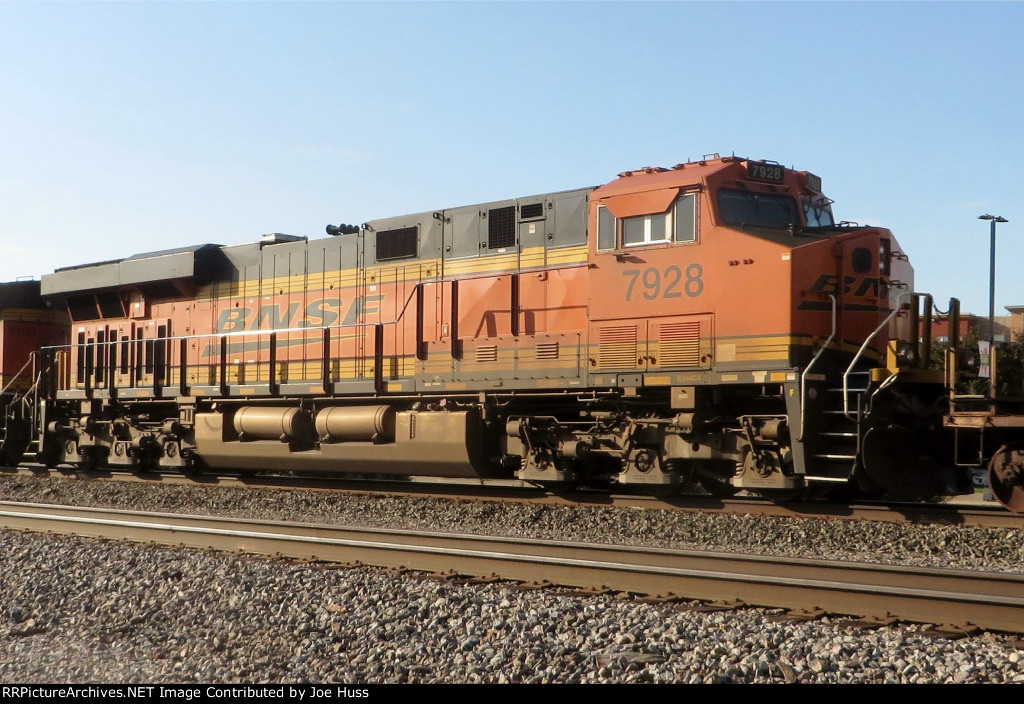 BNSF 7928